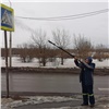 В Красноярске отмывают до 200 дорожных знаков в день