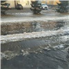 Дорожники объяснили красноярцам, почему ливневка не спасла улицу Шумяцкого от потопа