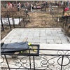 В Лесосибирске неизвестные разгромили надгробия на местном кладбище (видео)