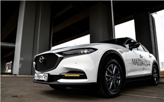 «Высокий, городской, умный»: тест-драйв нового кроссовера Mazda CX-4 в Красноярске
