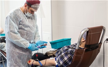«Возможность спасти чью-то жизнь»: как прошел «День Донора» в красноярском медцентре РУСАЛа