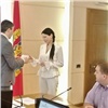 Еще два кандидата получили удостоверения для участия в выборах губернатора Красноярского края
