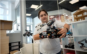 «Пилоты и конструкторы роботов»: красноярских школьников пригласили в «Кванториум»