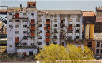 «Технодром на мелькомбинате и картины в котельной»: как старые заводы Красноярска могут послужить людям 