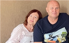 Глава Красноярска опубликовал в соцсетях фото с мамой