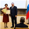 Работницы зеленогорского ЭХЗ получили почетные грамоты президента РФ