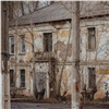 В Свердловском районе прокуратура добилась ускорения сноса 13 аварийных домов