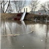 «Вот и дождались аквапарка»: в Красноярске затопило сквер на правобережье