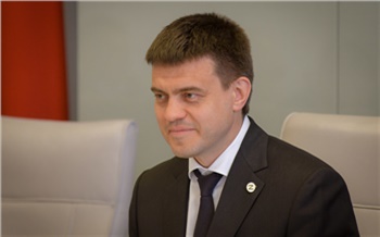Большие проекты, проверенная команда и прямые эфиры: первый год губернатора Михаила Котюкова