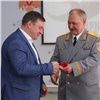 Руководителю красноярского филиала «Ростелекома» вручили награду от МЧС России