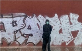 Малолетнего вандала-граффитиста поймали с поличным в центре Красноярска 