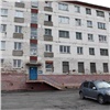 Ребенок выпал из окна дома на севере Красноярского края 