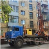 На месте провала у дома на Бограда пробурят скважины для изучения грунта