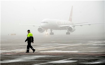 «Ёжики в тумане»: красивые летние фото авиалайнеров в красноярском аэропорту 