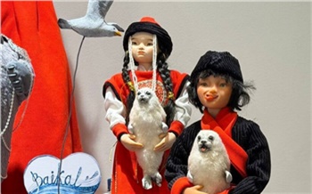 «Я с ними разговариваю!»: что красноярцам показали на первой выставке авторских кукол