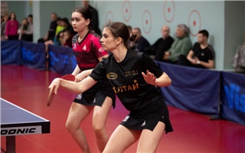 «Сохраняется связь поколений»: в Зеленогорске прошел открытый турнир по настольному теннису