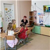 Благодаря Богучанской ГЭС в детском саду Кодинска изучают робототехнику и окружающий мир
