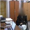 Девушка зарезала 16-летнюю знакомую у ночного клуба в Абакане (видео)