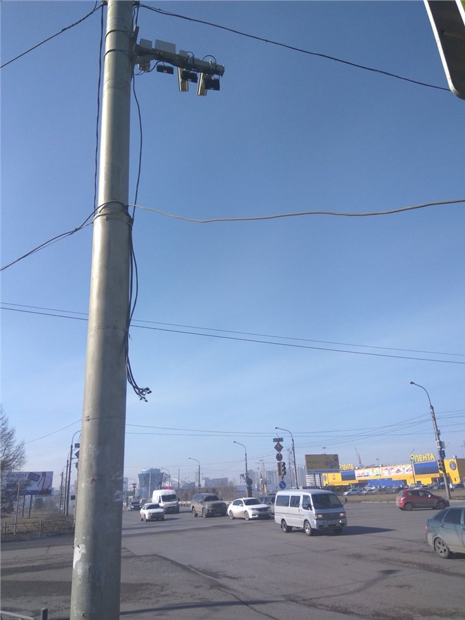 Камеры на автобусную полосу. Перекресток Авиаторов 9 мая. Перекресток Авиаторов и 9 мая в Красноярске.