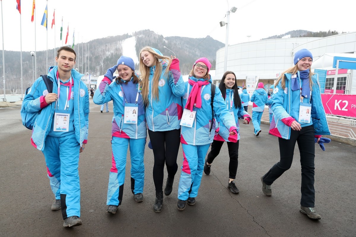 Спортивное волонтерство. Универсиада 2019 Красноярск волонтеры. Зимняя Универсиада 2019 Красноярск волонтеры. Волонтеры Красноярск Универсиада. Мероприятия для волонтеров.