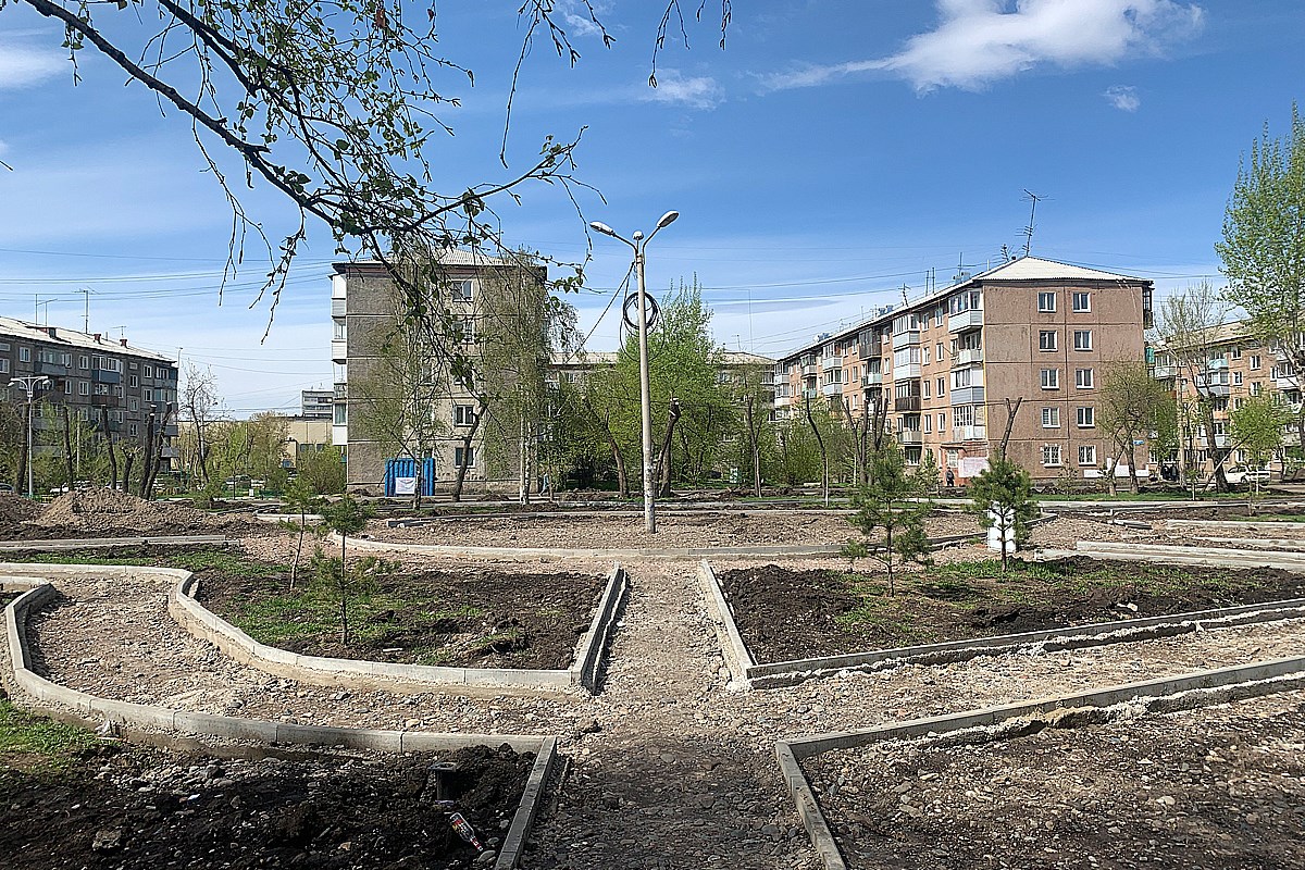 В Зеленой Роще комплексно благоустраивают дворы и общественные пространства  / Новости общества Красноярска и Красноярского края / Newslab.Ru