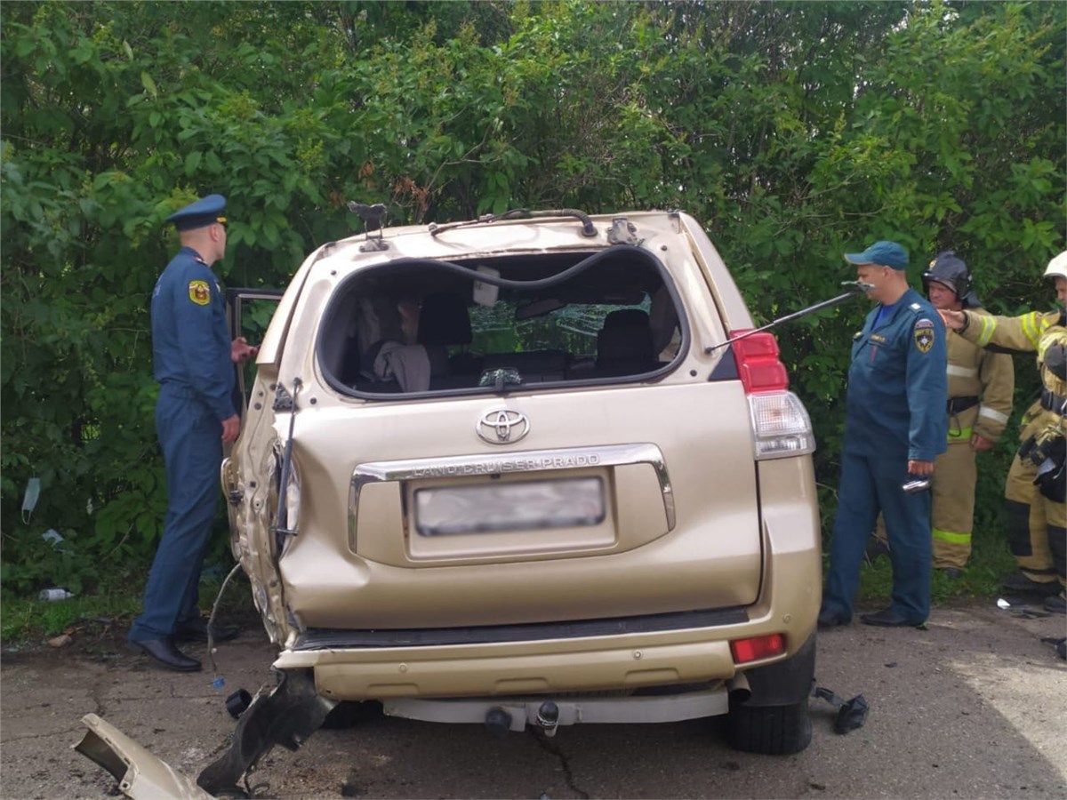 Водитель Land Cruiser устроил массовую аварию в Зеленогорске и погиб  (видео) / Происшествия Красноярска и Красноярского края / Newslab.Ru