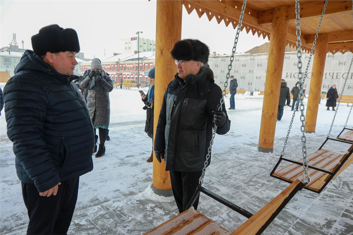 Первый блин все-таки не комом»: Александр Усс оценил ремонт главной площади  в Канске / Новости общества Красноярска и Красноярского края / Newslab.Ru