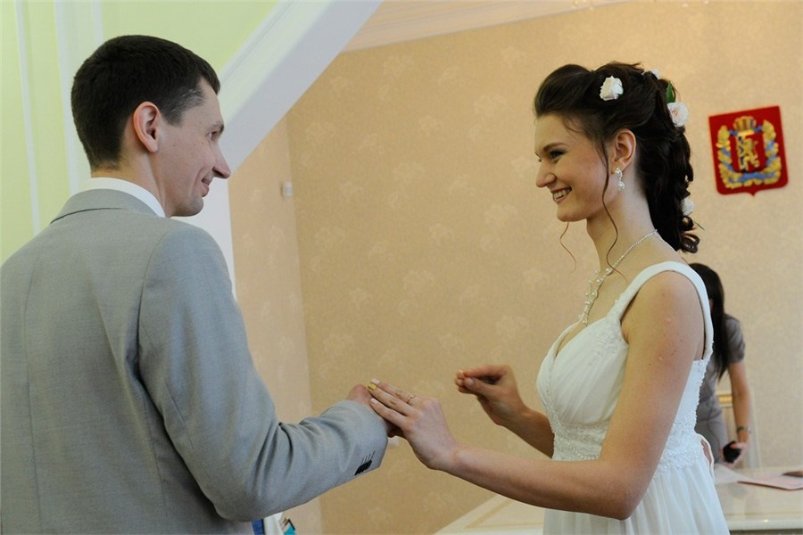 Фиктивный брак в Витебске. Гражданская свадьба. Русские девушки для замужества.
