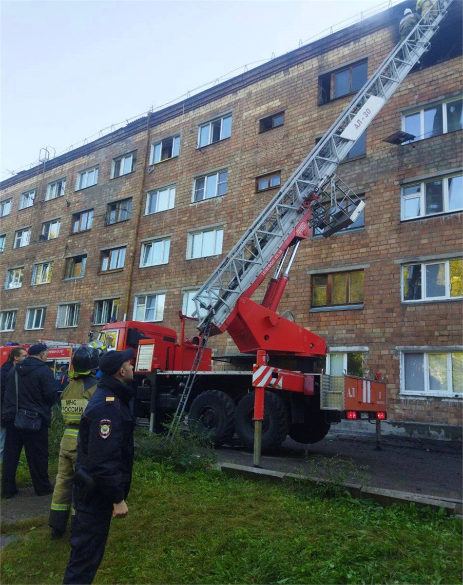 В Красноярске при пожаре в общежитии погибли люди / Происшествия  Красноярска и Красноярского края / Newslab.Ru