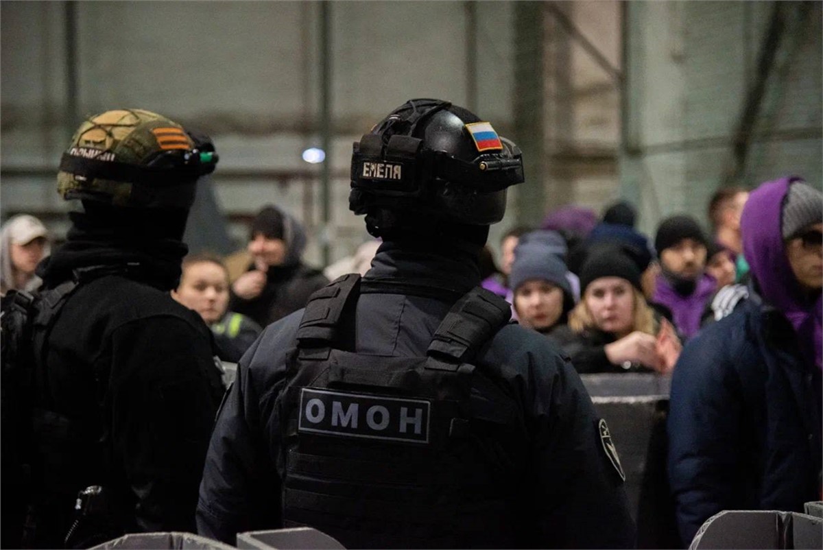 Пусть служат русские: Мигранты устроили 