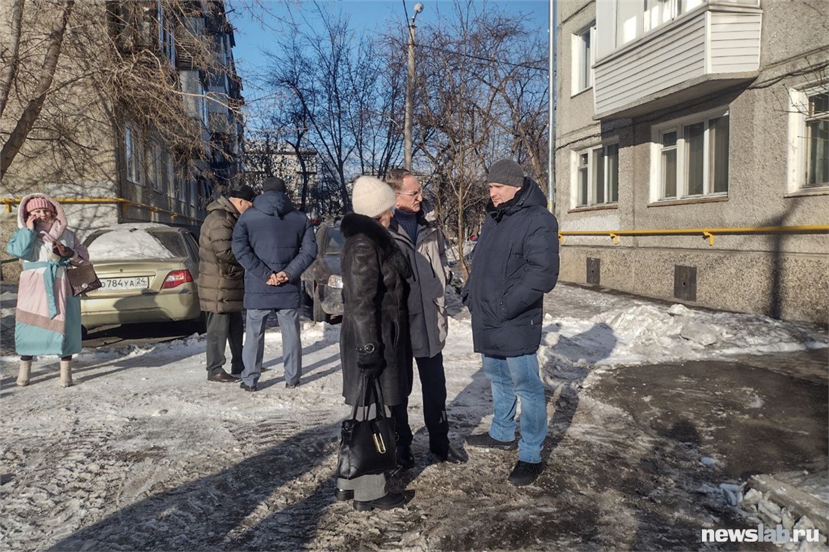 В Октябрьском районе Красноярска проверили дворы УК «ЖСК» / Новости  общества Красноярска и Красноярского края / Newslab.Ru